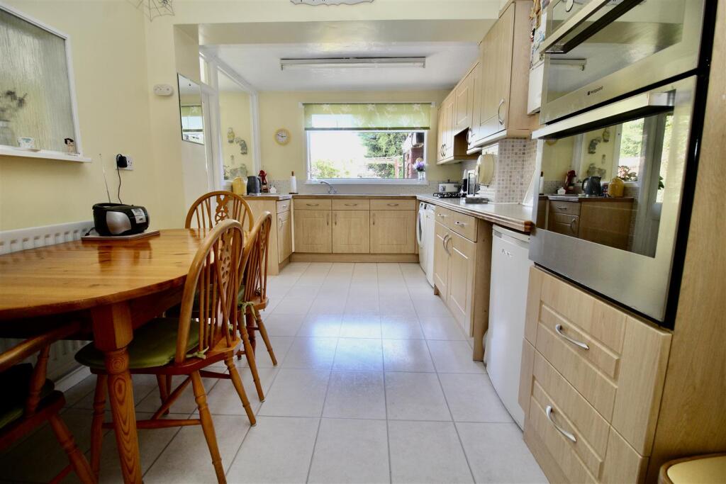 House in Birmingham, West Midlands - View 5