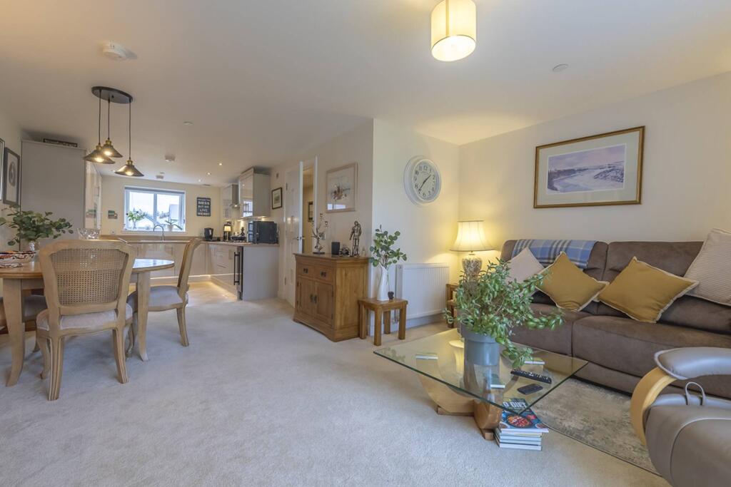 Apartment in Inverness - More