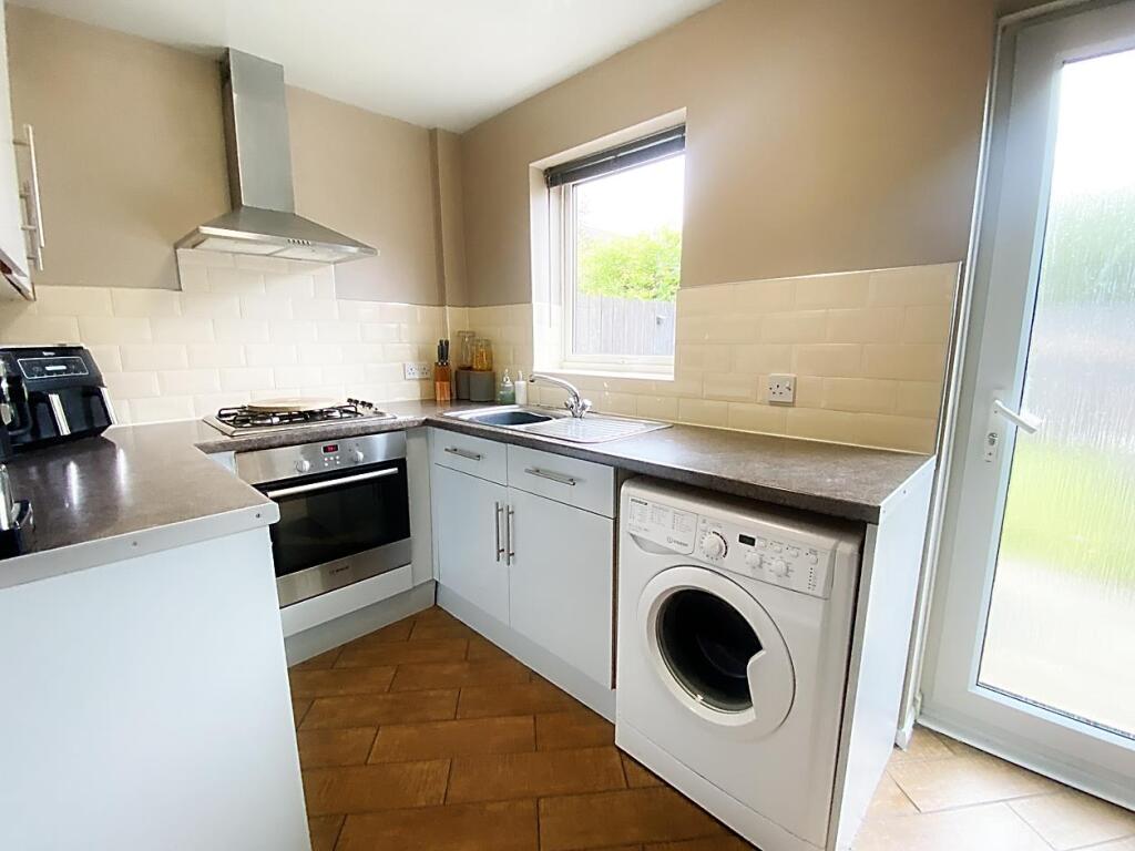 Hickstead Close, Wallsend photo 4