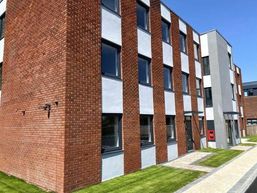 Main image of property: Fleet Road, Fleet, Hampshire, GU51