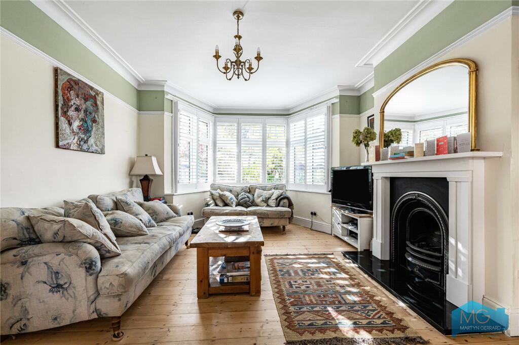 Main image of property: Summerlee Gardens, London, N2