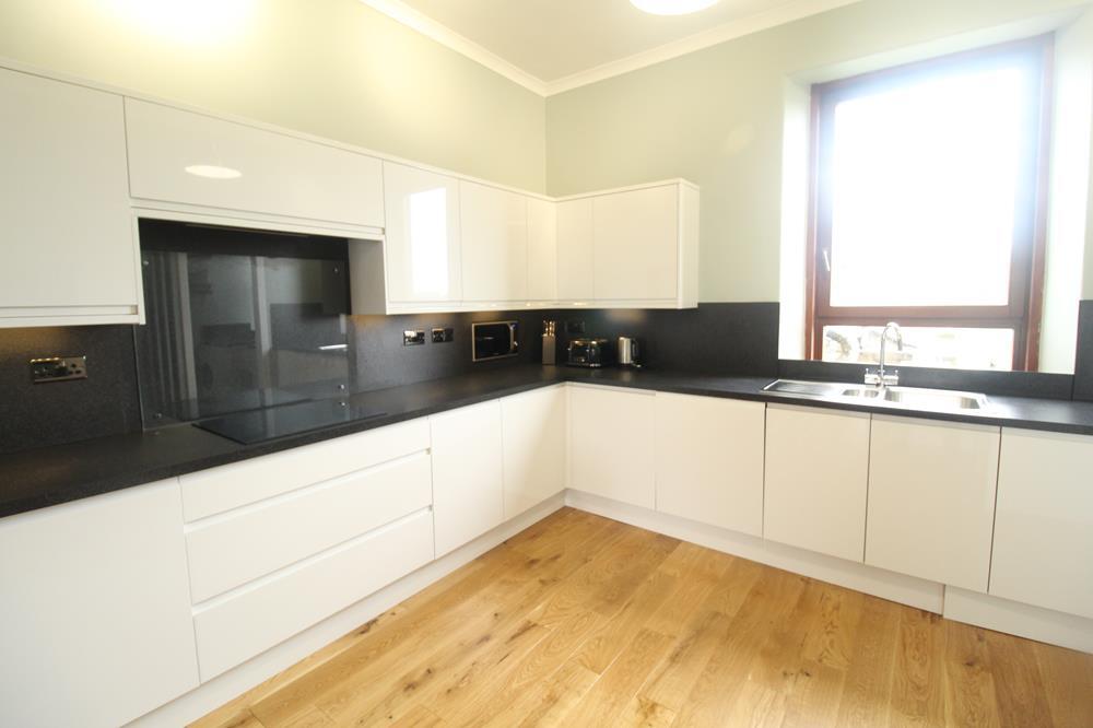 Apartment in Aberdeen - View 4