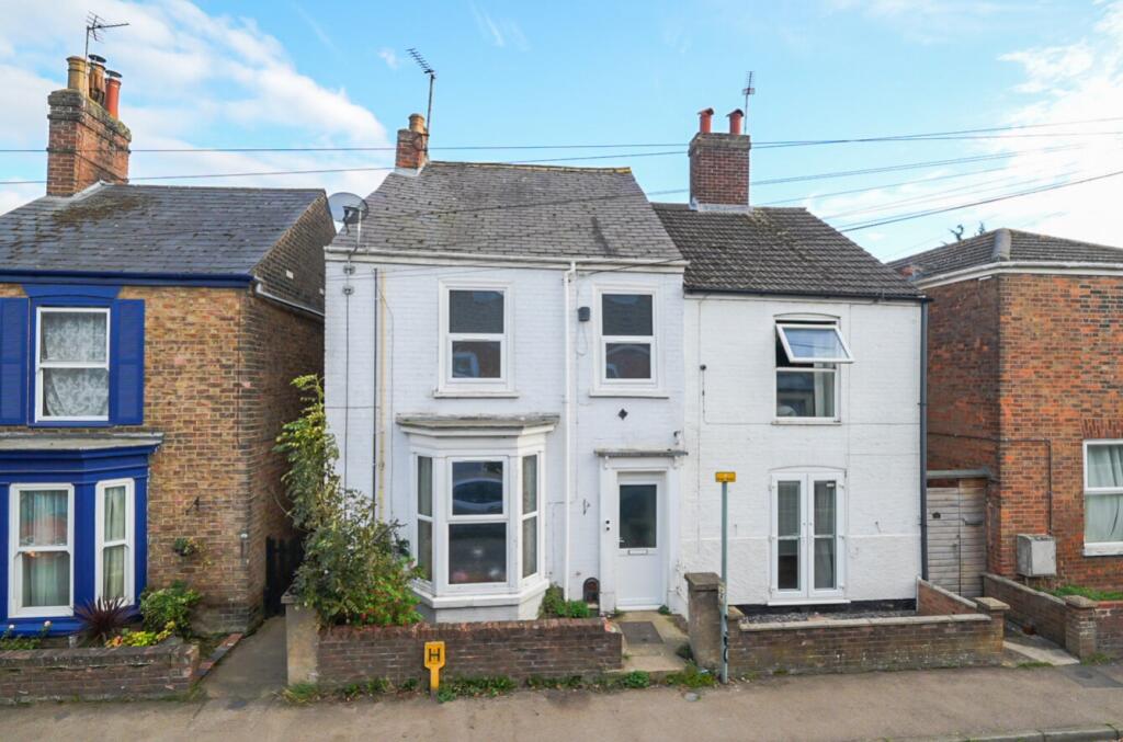 3 Bedroom Semi-Detached in PE11 2XL