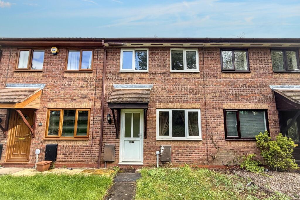 Main image of property: Kenilworth Drive, Weavers Green, Nuneaton, CV11 5XP