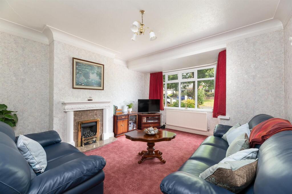 House in Leeds, Rawdon - More