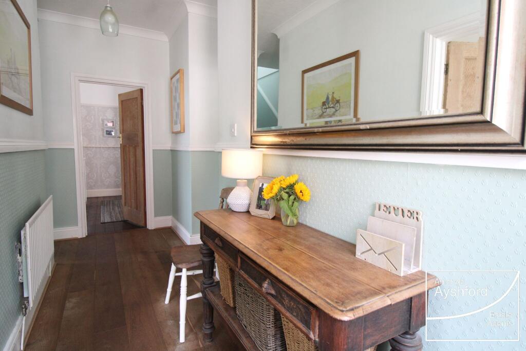 All Hallows Road, Preston, Paignton photo 4
