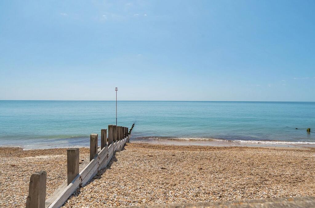 West Street, Bognor Regis, West Sussex photo 4