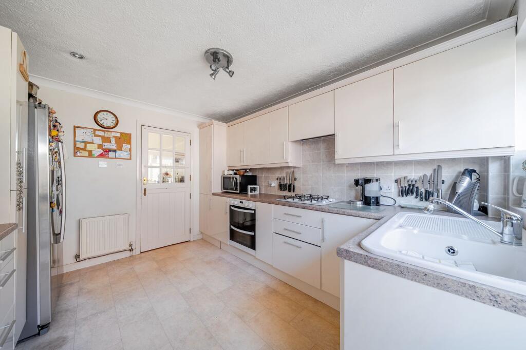 Harbour Road, Pagham, Bognor Regis, PO21 photo 3