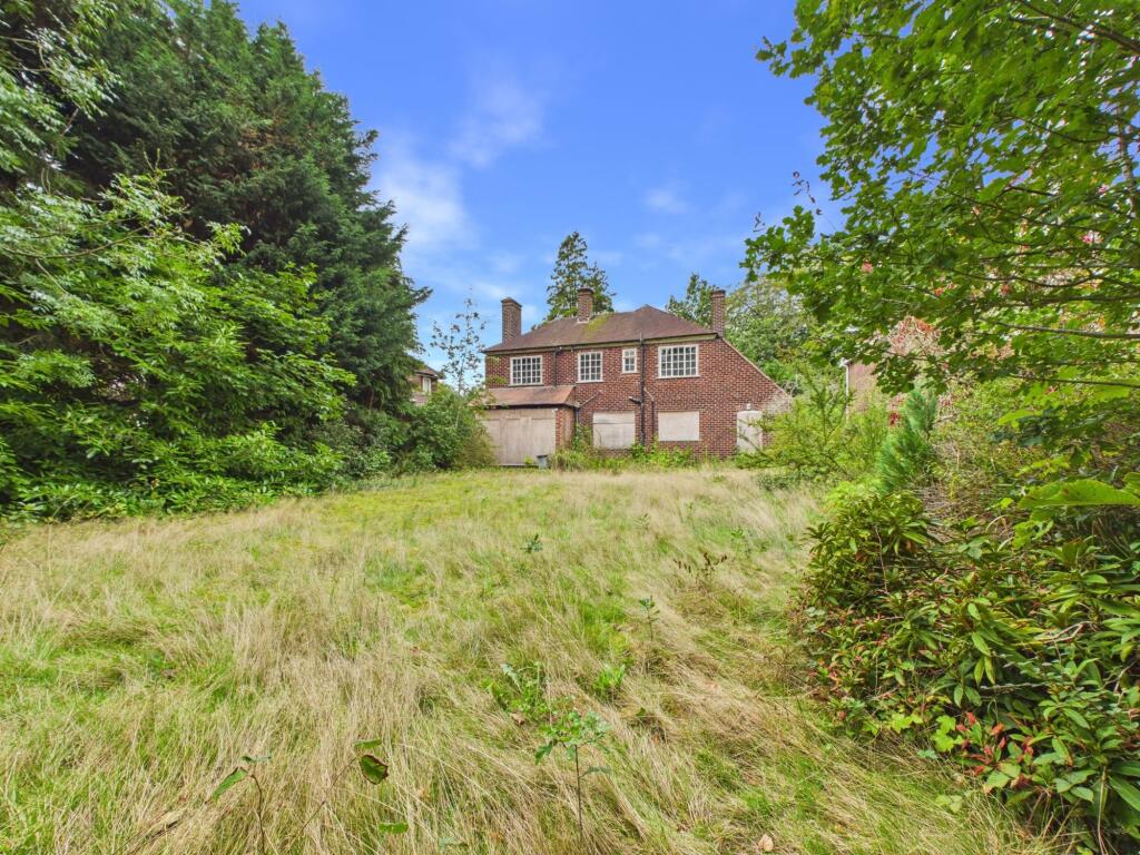 House in Stockport, Gatley - More