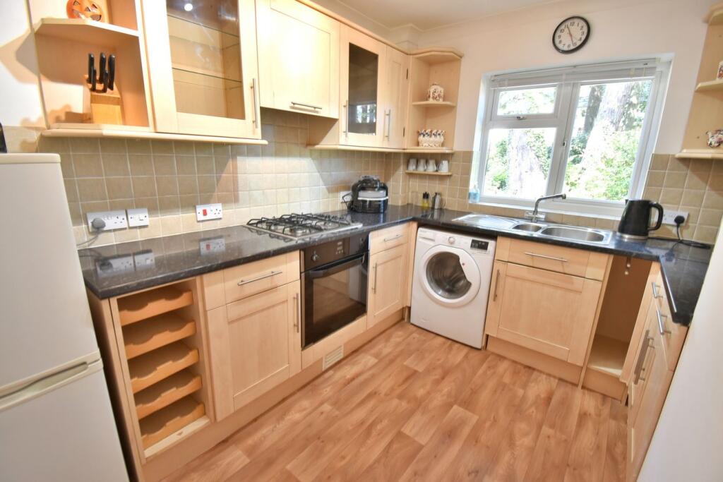 Apartment in Bournemouth - View 4
