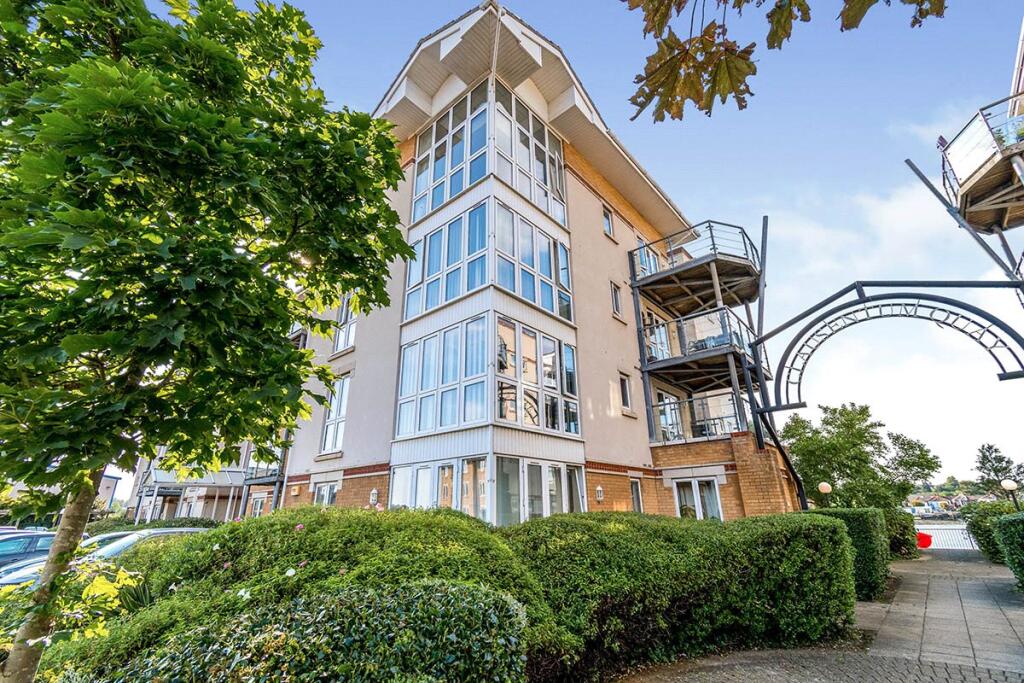 Main image of property: Hawkeswood Road, Southampton, Hampshire, SO18