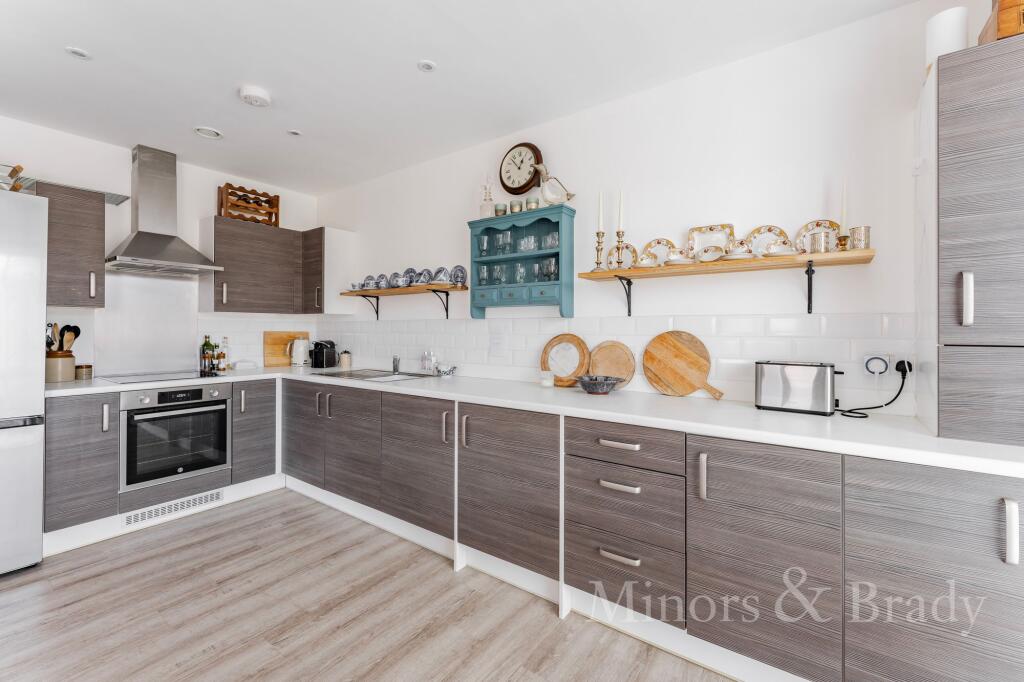 Apartment in Norwich - View 3