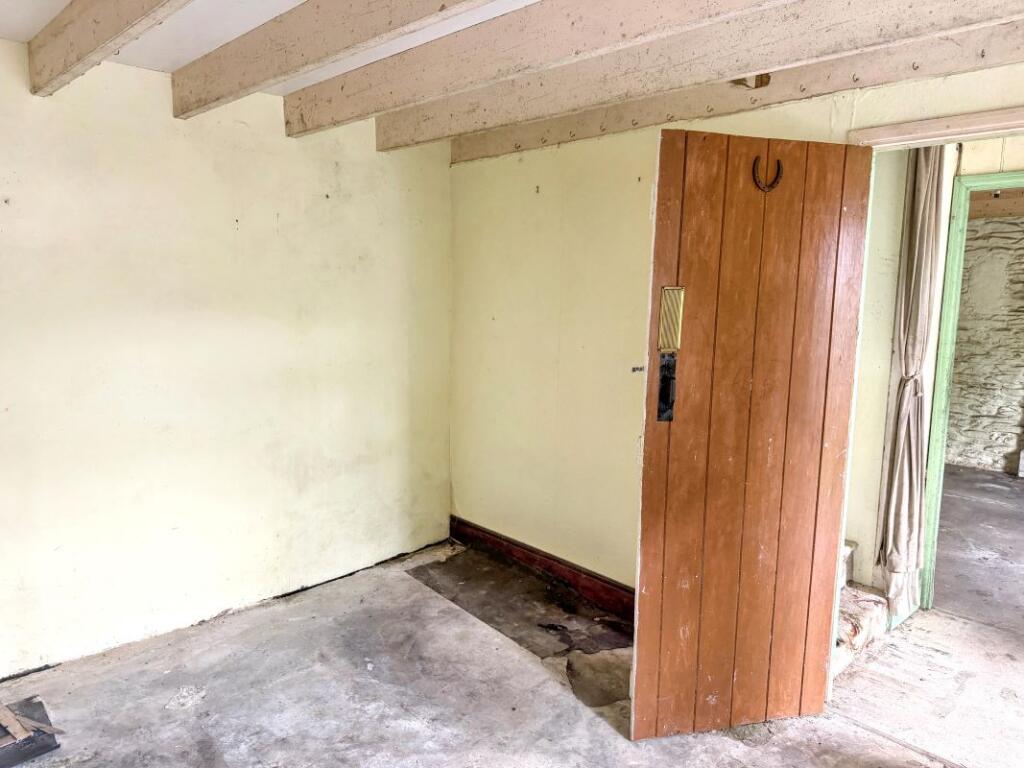 House in Swansea - More