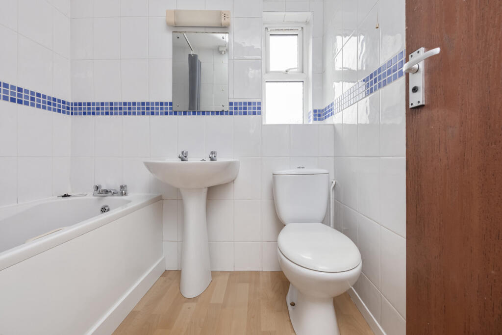 Apartment in Brighton - More