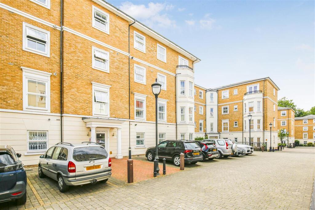 Apartment in London, Kentish Town - View 2