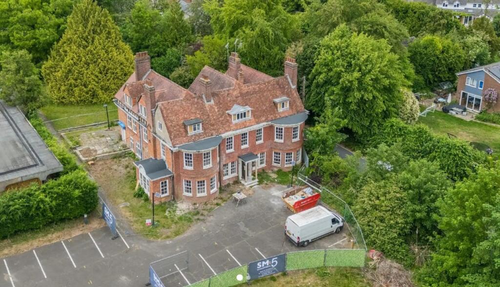 Main image of property: Kings Worthy House, Court Road, Winchester, SO23 7QA