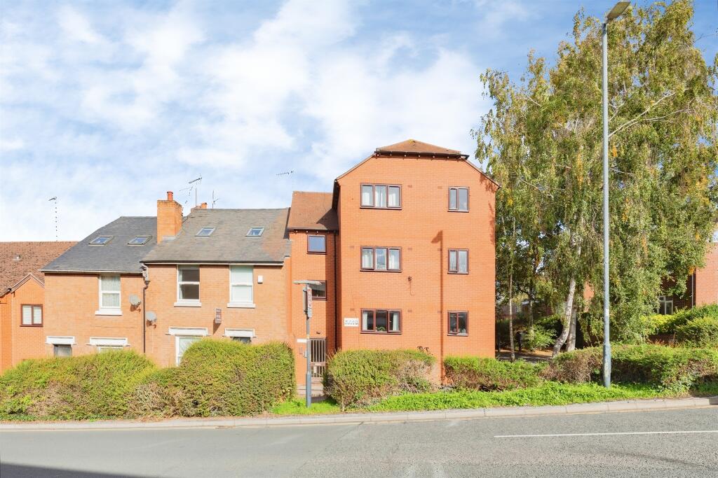 Main image of property: Victoria Mews, Warwick