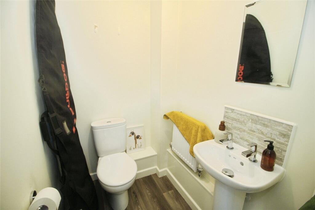 House in Exeter - View 4