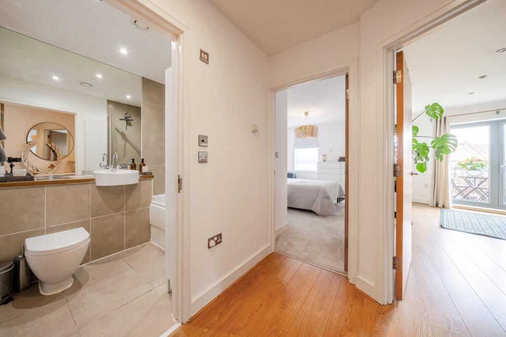 Apartment in London - View 4