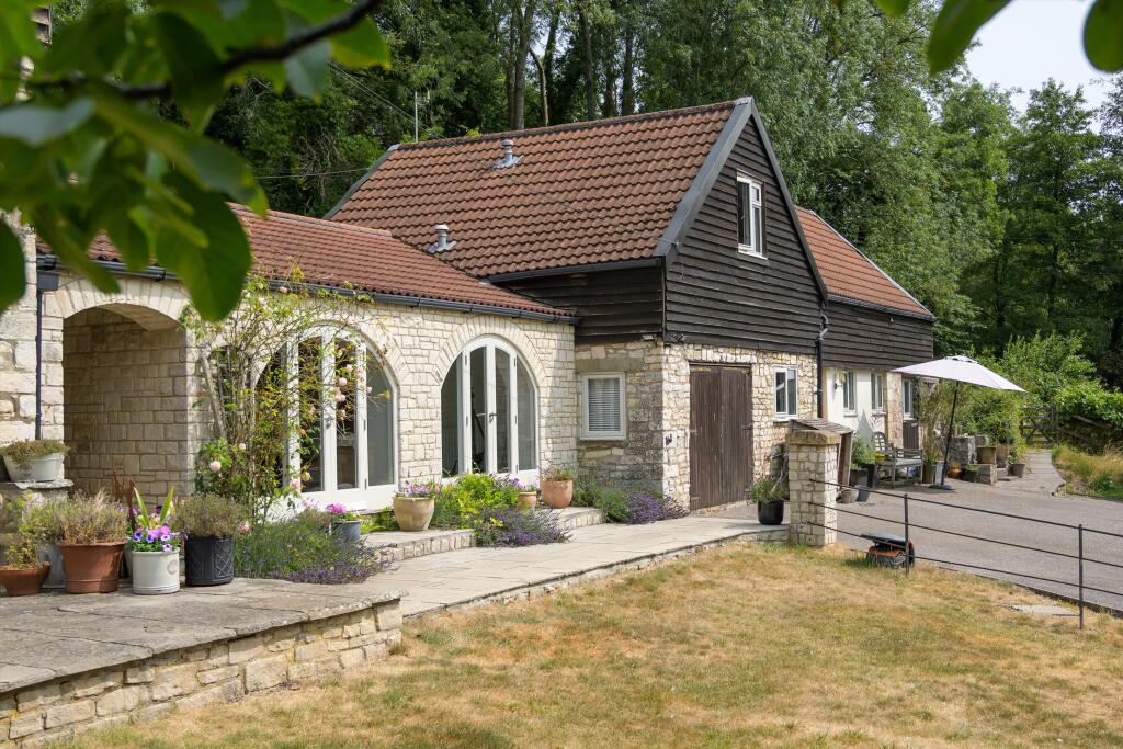 House in Bath - View 4