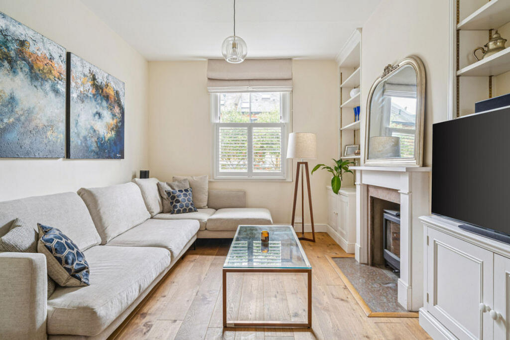 Main image of property: Sefton Street, London, SW15