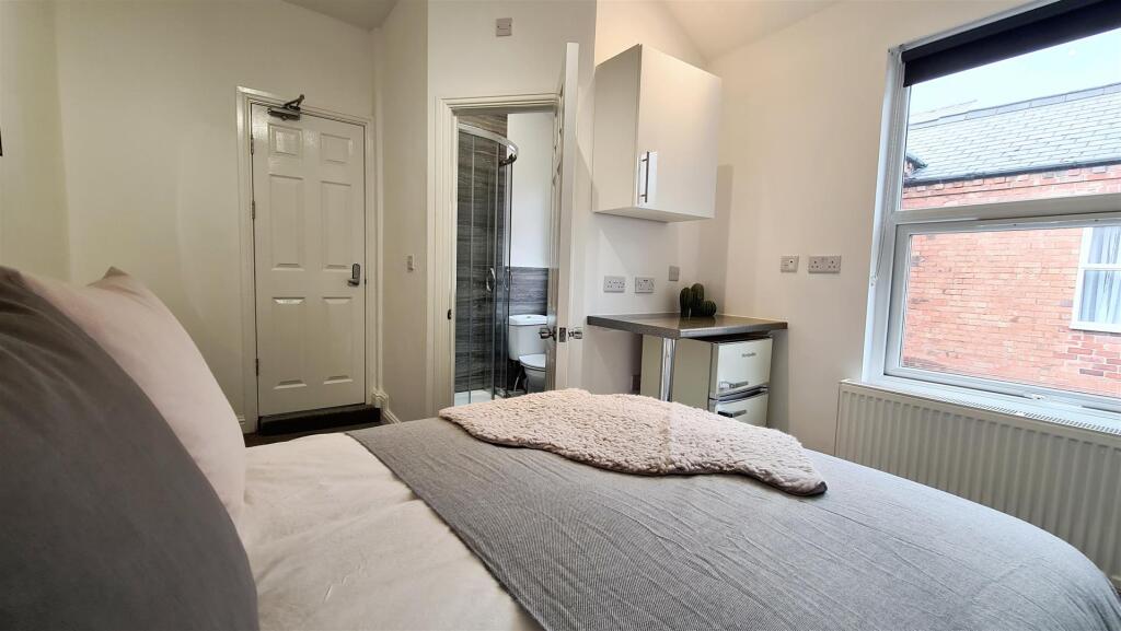 House in Birmingham - View 2