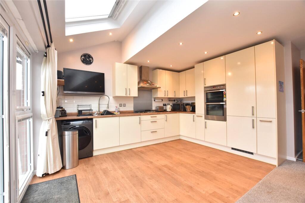 Trippear Way, Heywood, Greater Manchester, OL10 photo 4