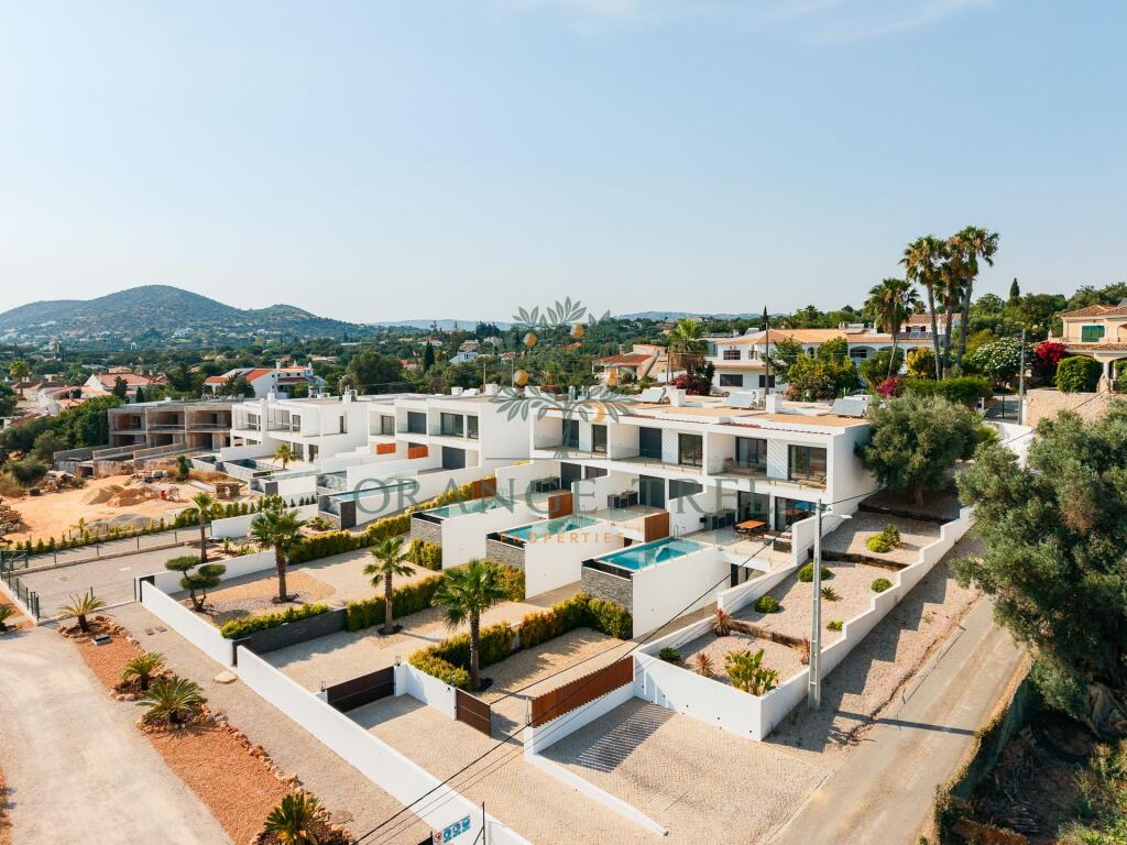 Main image of property: Algarve, Almancil