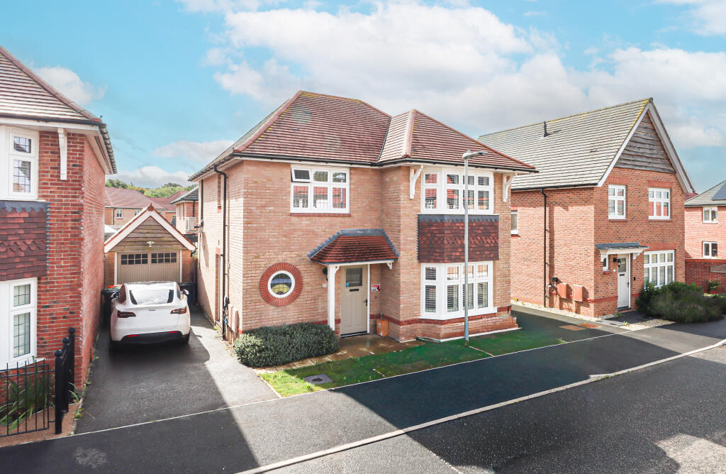 Main image of property: Magpie Meadows, Caddington, Luton, LU1