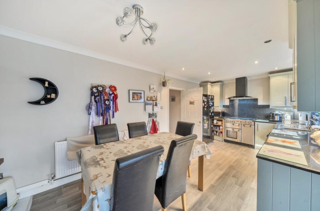 House in Doncaster - View 3
