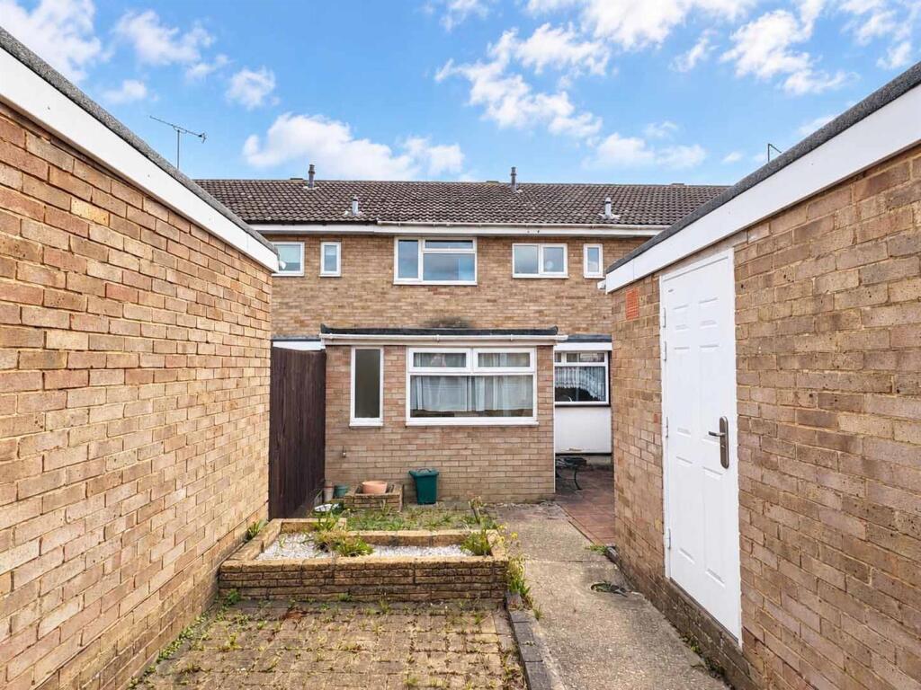 Ashurst Drive, Springfield,  Chelmsford photo 4