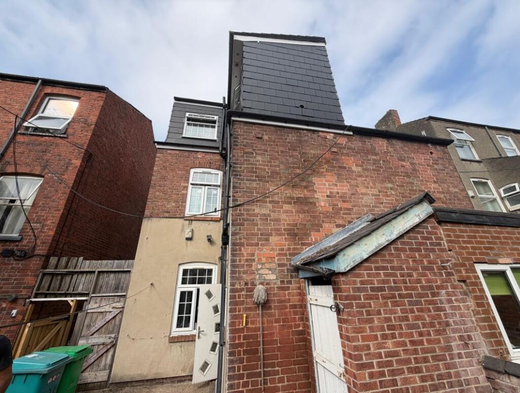 House in Nottingham - View 4