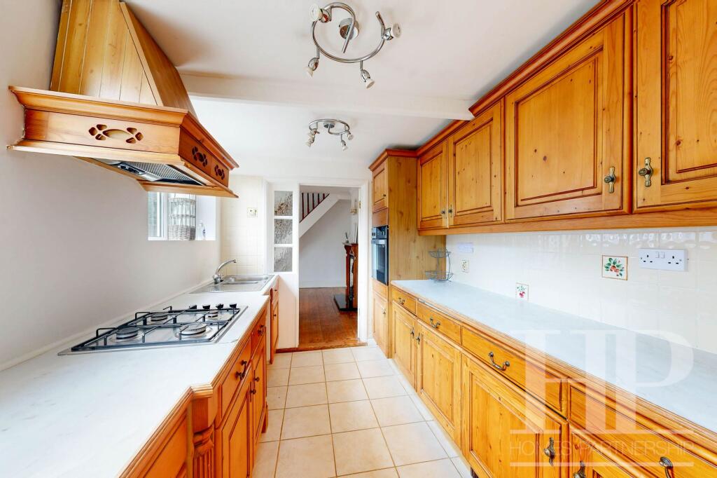 St. Johns Road, Crawley, RH11 - View 3