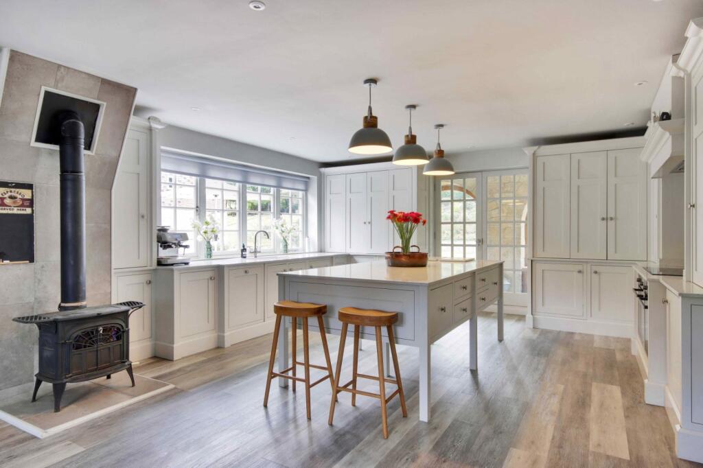House in Rochester - View 4