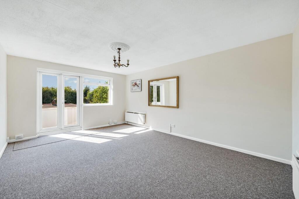 Apartment in London - View 2
