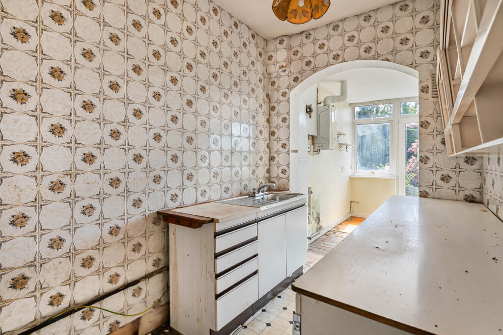 House in London, Lonesome, Pollards Hill - More