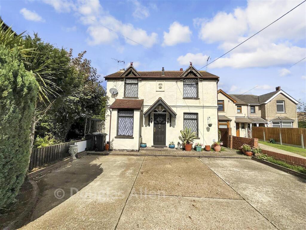 Main image of property: Runwell Road, Wickford, Essex