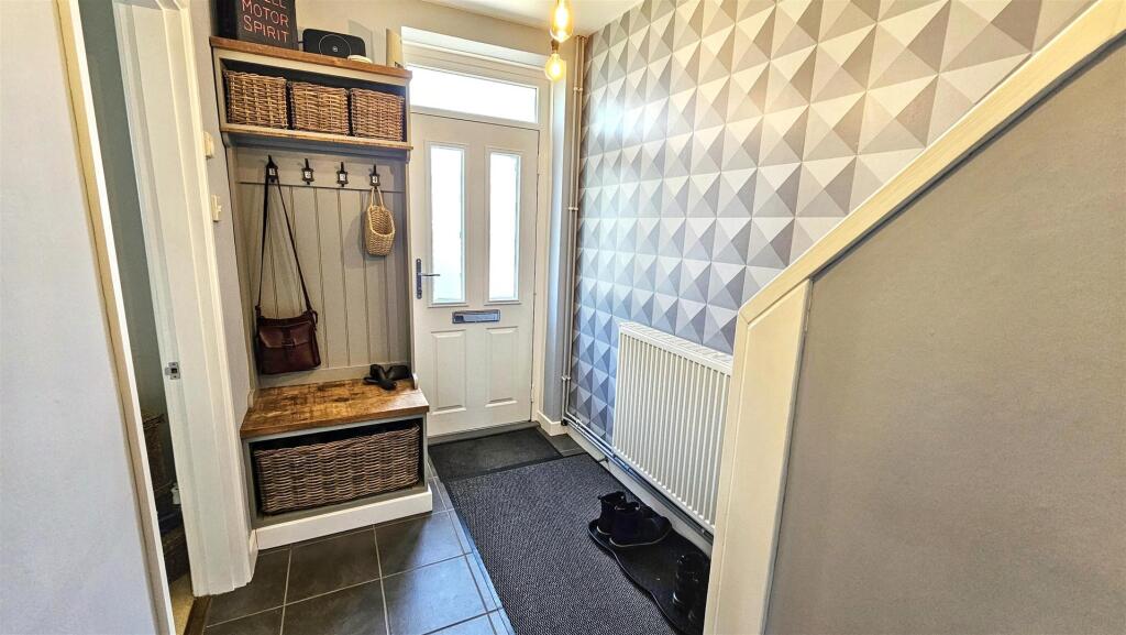 House in Thurnby Lodge, City of Leicester - View 5