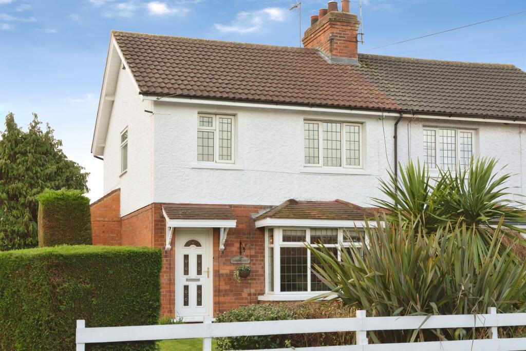 Main image of property: Carr Lane, Willerby, Hull