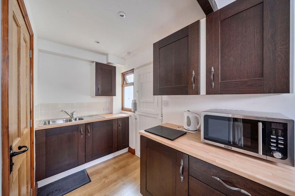 Southover, Wells, BA5 photo 4