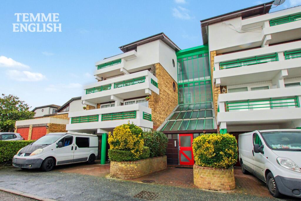 Main image of property: The Vale, Basildon, SS16