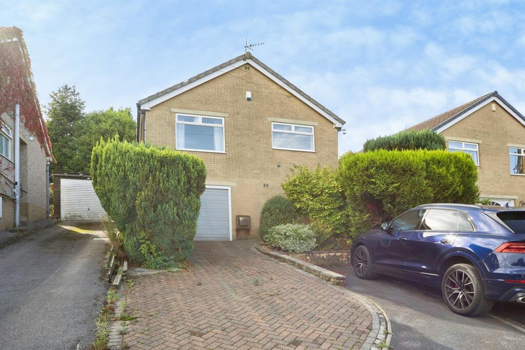 Main image of property: Oak Bank Crescent, Oakworth, Keighley