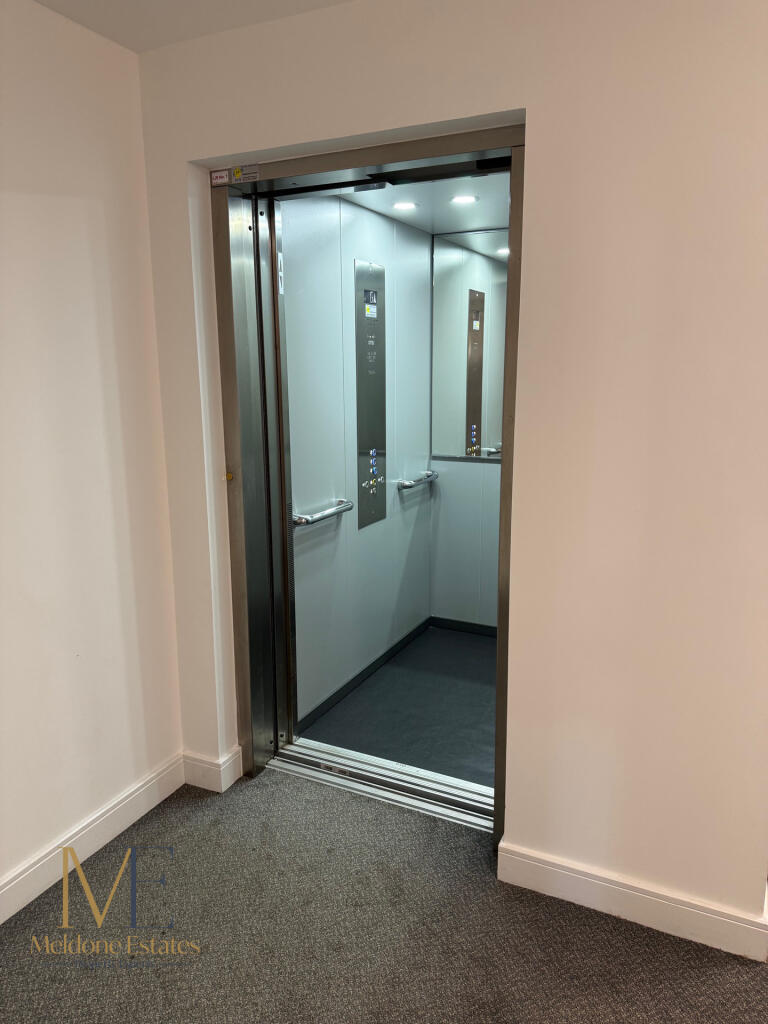 Apartment in Dartford, Ebbsfleet Green, Ebbsfleet Valley - View 4