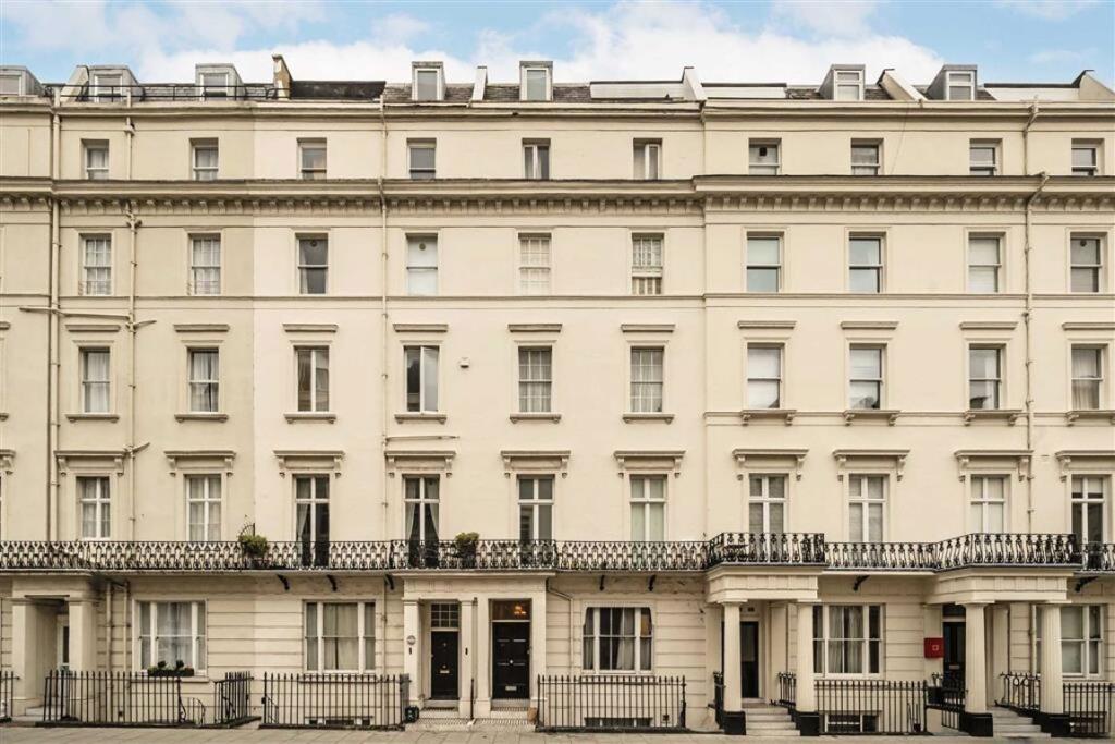 Main image of property: Gloucester Terrace, Hyde Park