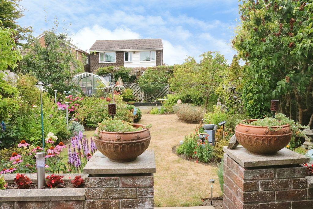 House in Slough, Colnbrook with Poyle - View 2