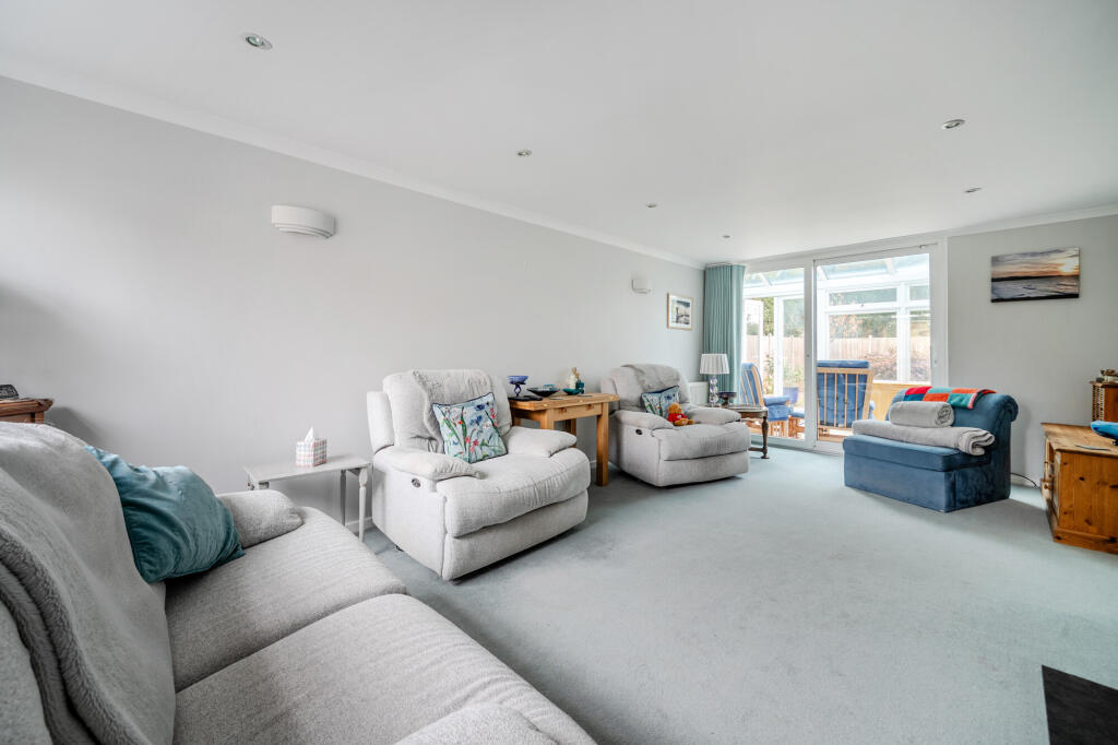 House in Slough - View 4