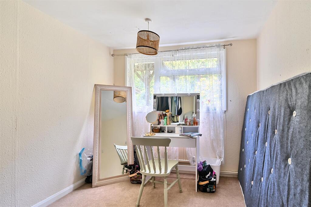 Silver Street Lane, Brokerswood photo 4