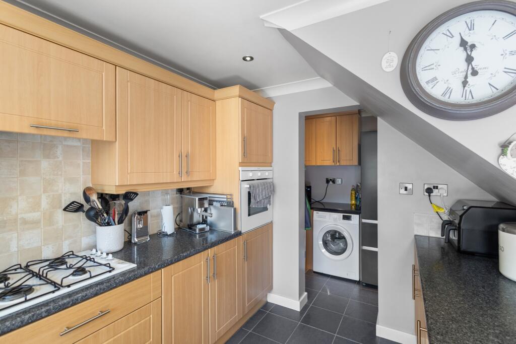 15 The Meer, Fleckney, Leicester photo 4