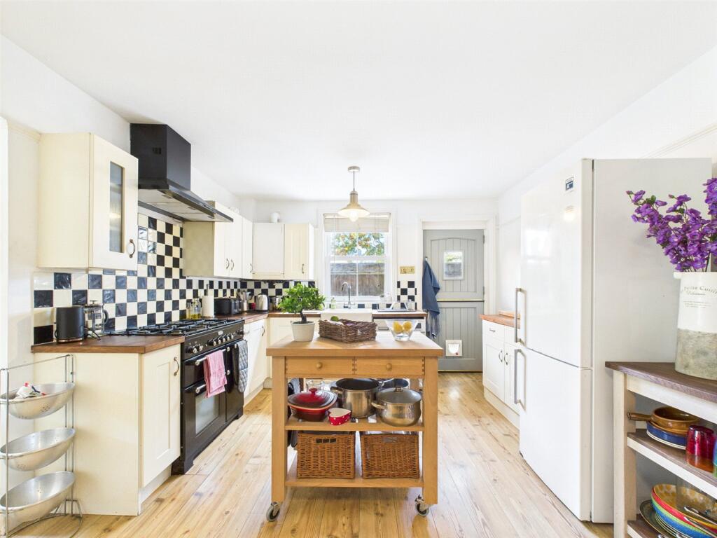 West Road, Bransgore, Christchurch, Dorset, BH23 photo 3