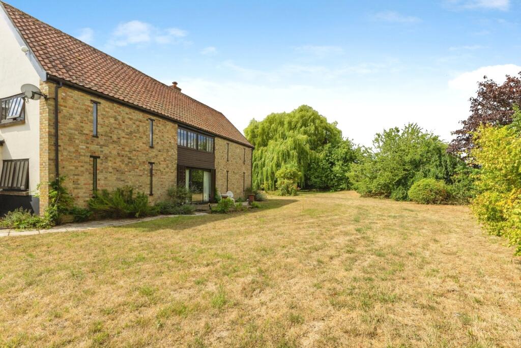 House in Breckland, Besthorpe - View 2